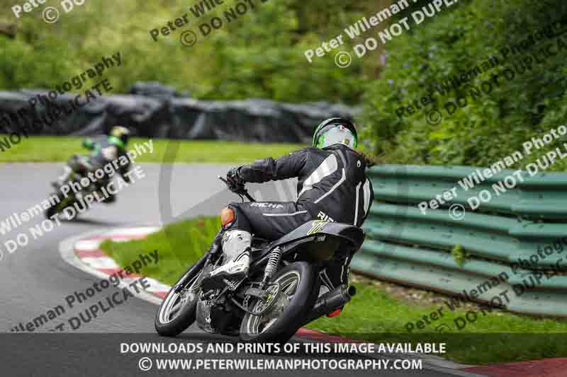 cadwell no limits trackday;cadwell park;cadwell park photographs;cadwell trackday photographs;enduro digital images;event digital images;eventdigitalimages;no limits trackdays;peter wileman photography;racing digital images;trackday digital images;trackday photos